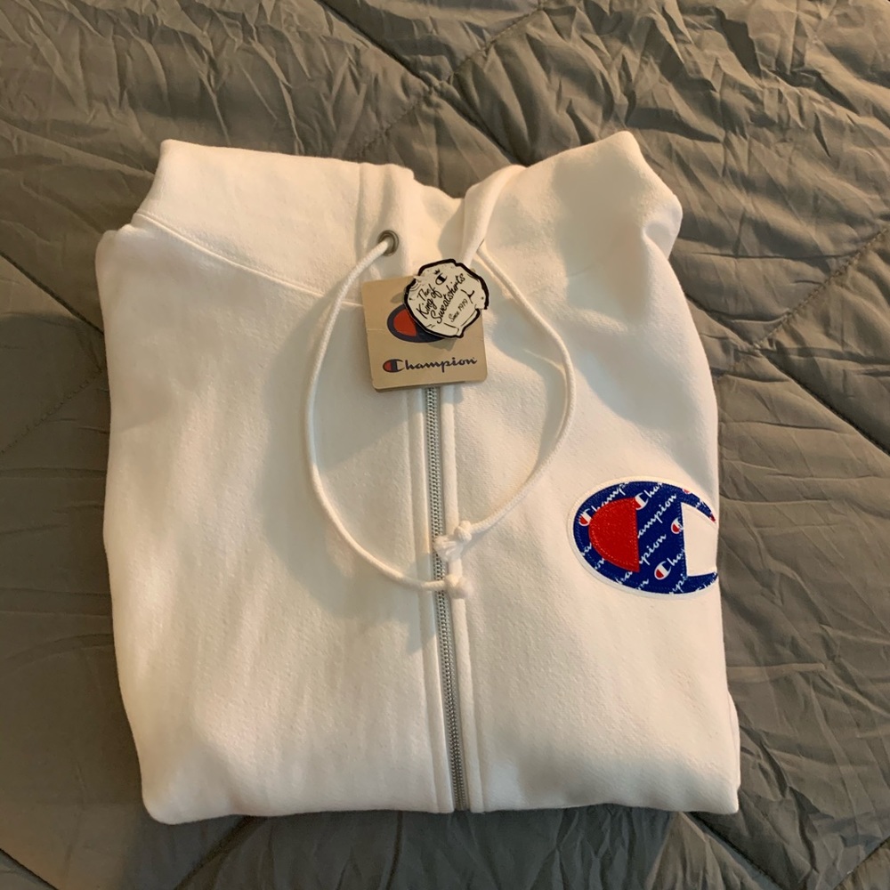 BRAND NEW Champion Zip-up!!